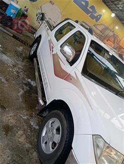 نيسان نافارا